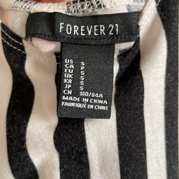 Black and White Stripe Mini Dress By Forever 21, Size S, Great Condition. - Picture 3 of 4